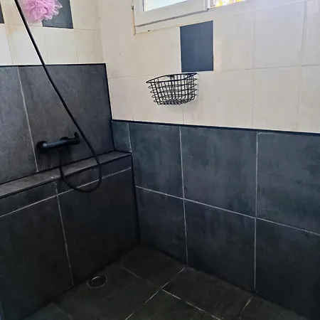 Douceur Du Sud , Privee Avec Piscine Et Jacuzzi Pour Se Detendre فيلة Saint-Andre-d'Olerargues