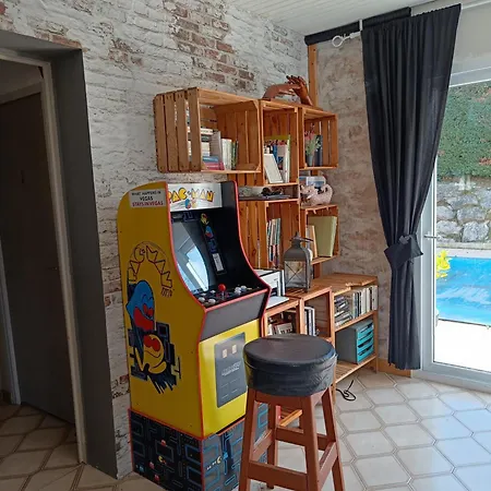Douceur Du Sud , Privee Avec Piscine Et Jeux De Cafe Villa Saint-André-d'Olérargues