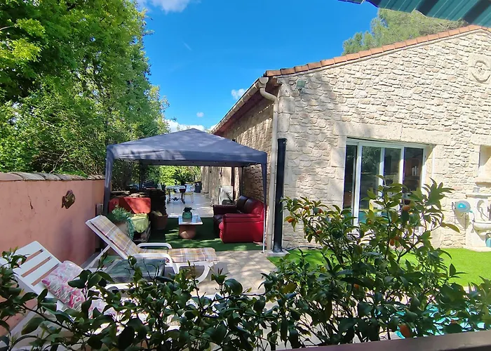 Privee Avec Piscine , Jacuzzi , Sauna , Borne Arcade *