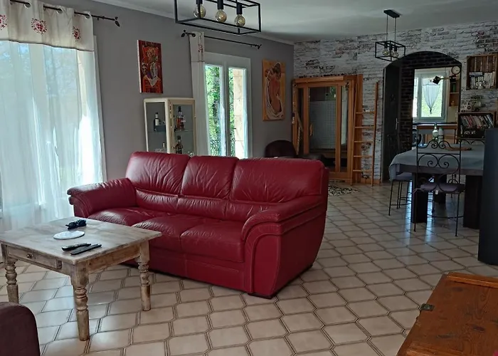 Privee Avec Piscine , Jacuzzi , Sauna , Borne Arcade * Saint-André-d'Olérargues