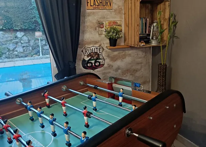 Villa Privee Avec Piscine , Jacuzzi , Sauna , Borne Arcade