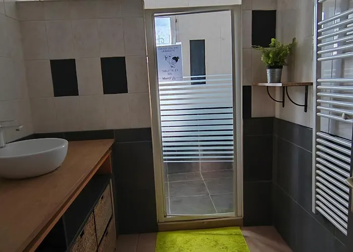 Privee Avec Piscine , Jacuzzi , Sauna , Borne Arcade