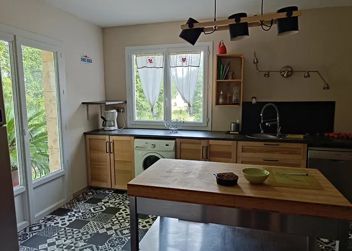 Privee Avec Piscine , Jacuzzi , Sauna , Borne Arcade *